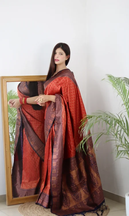 Red & Navy Blue Combination Pure Soft Silk Saree with Stylish Blouse Piece