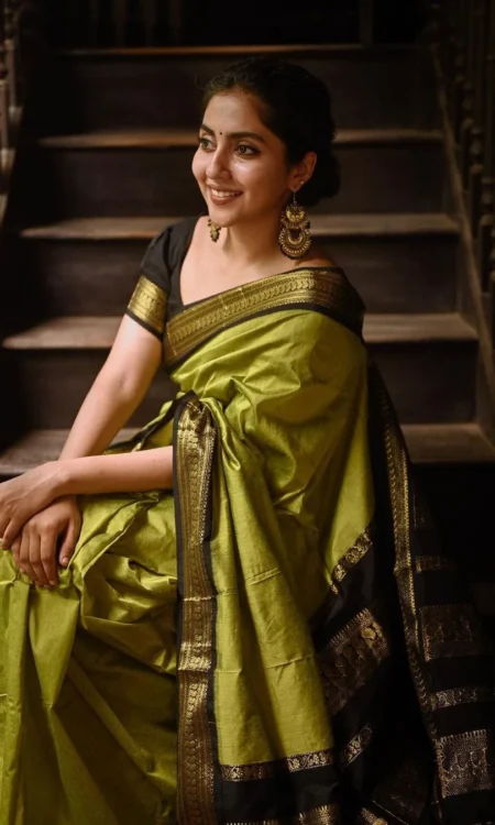 MINT GREEN & BLACK Pure Soft Semi Silk Saree with Attractive Blouse Piece